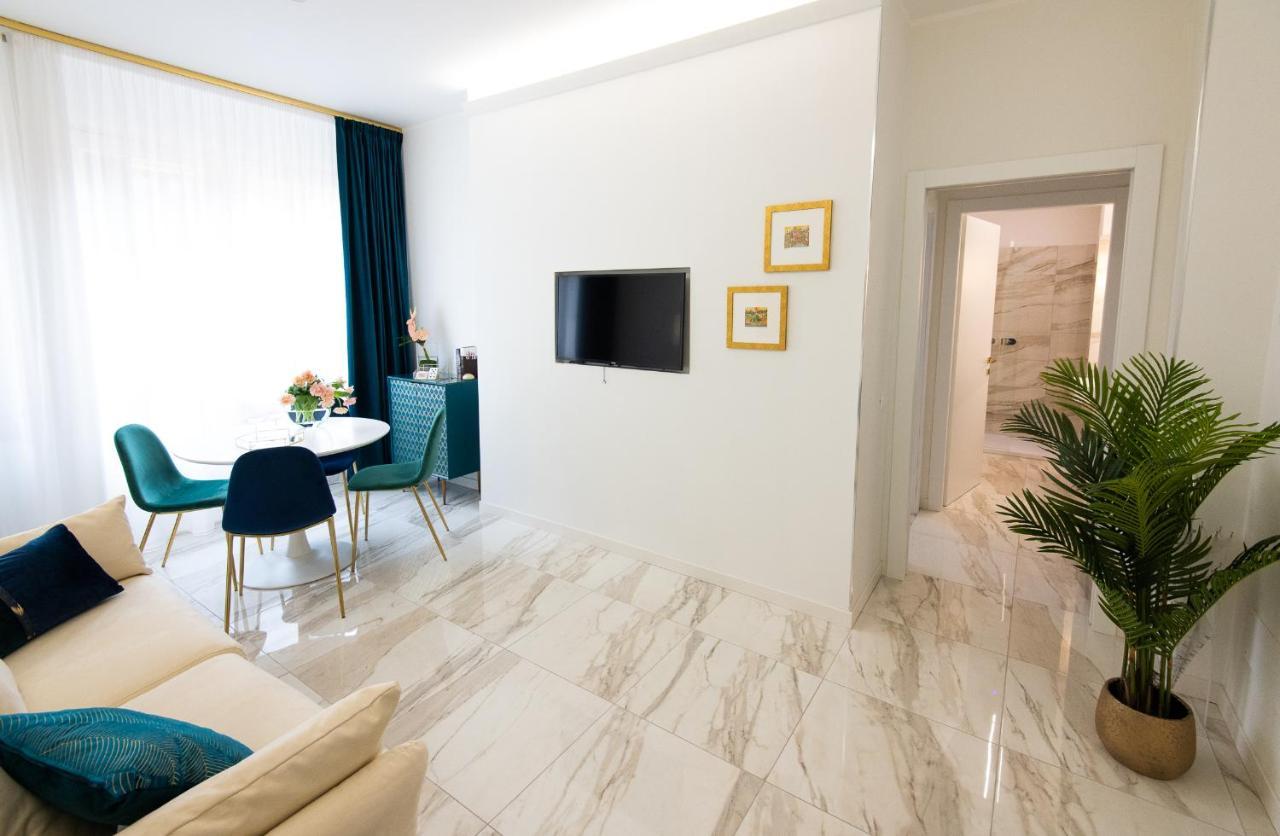 Apartment Sweet - *