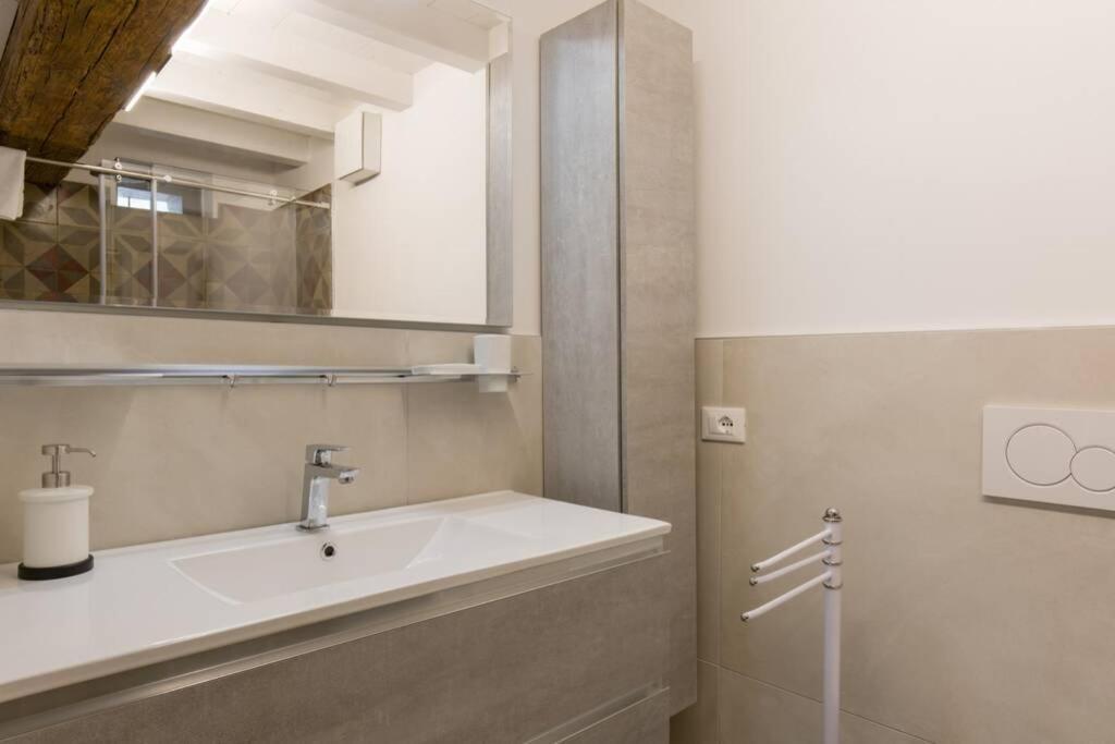 Luxury Design Apt With Amazing View *