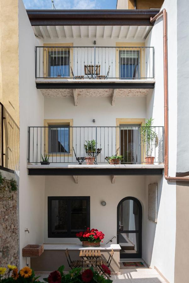 Santa Marta Rooms&studios Affittacamere 2*