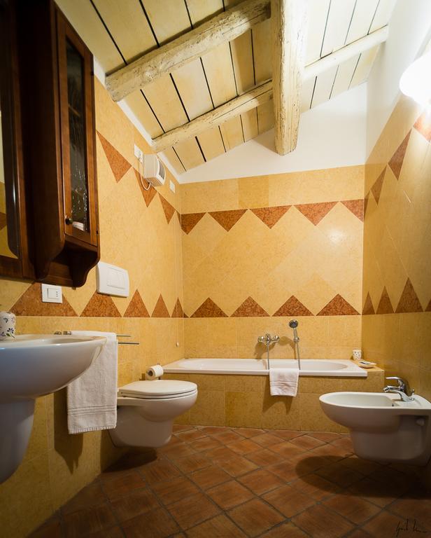 Casa di campagna Casale Degli Ulivi *