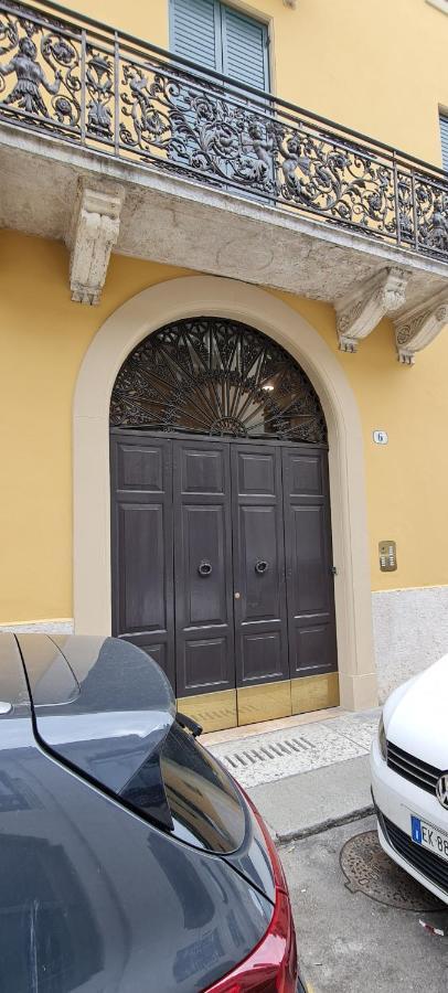Queen Luxury Sanificato Ozono Apartamento