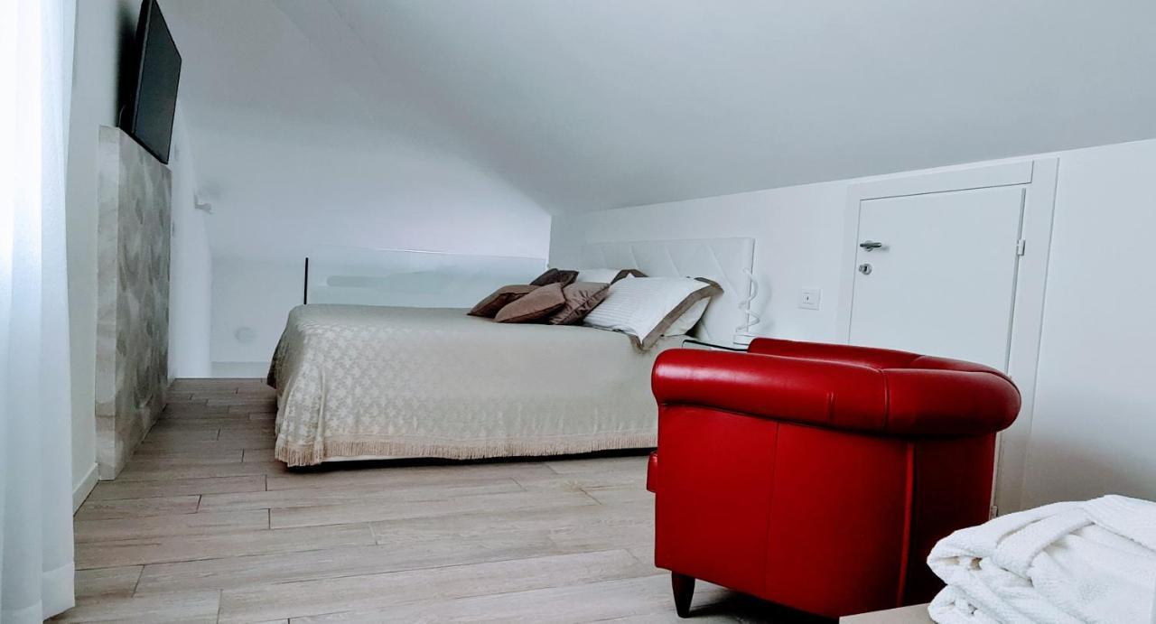 Queen Luxury Sanificato Ozono * Verona