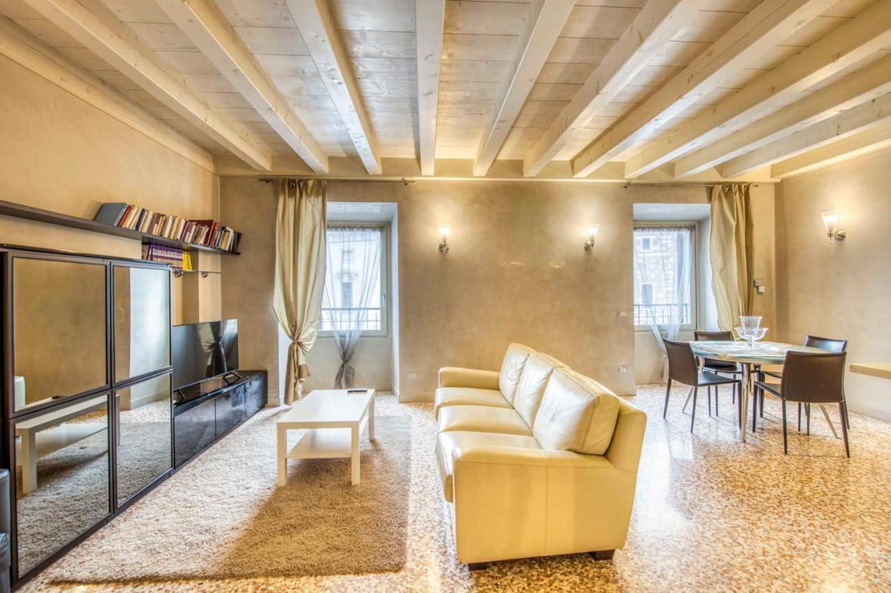 Apartmentsarena - Mercatorum - Piazza Erbe Apartamento *