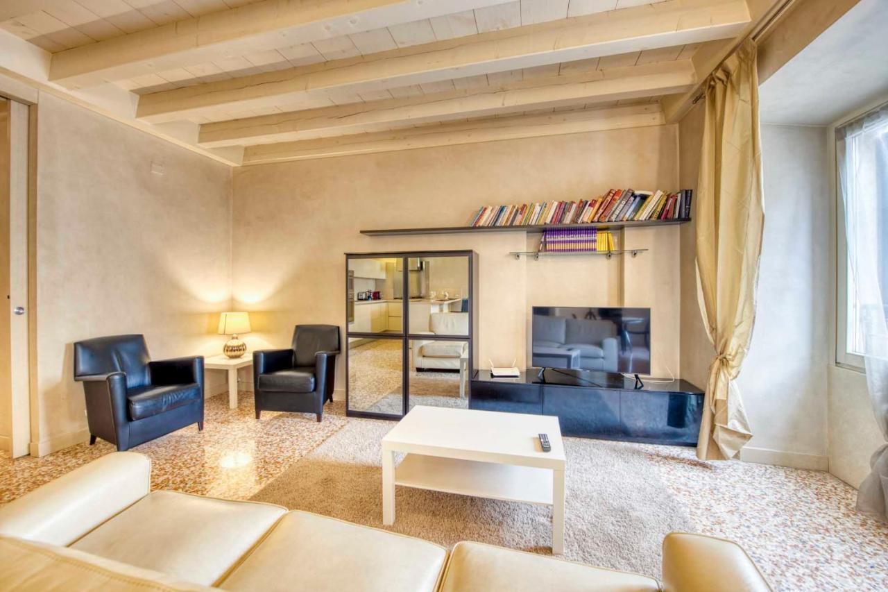 Apartmentsarena - Mercatorum - Piazza Erbe Apartamento *
