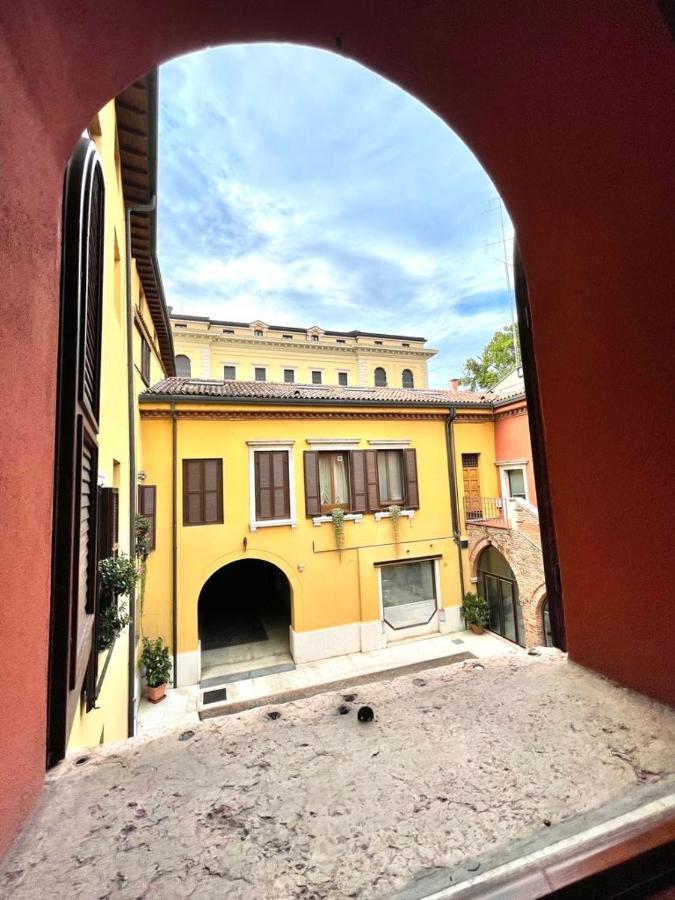 Apartamento Domus - Ampia Moderna Casa Su 2 Piani Nel Cuore Di