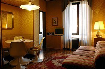 Apartahotel House