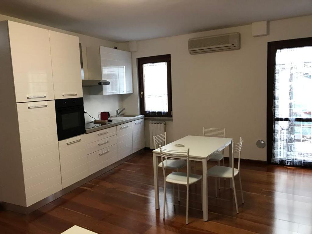 Madonna Apartment *