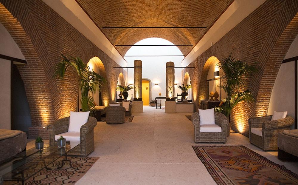 Delser Manor House Casa rural *