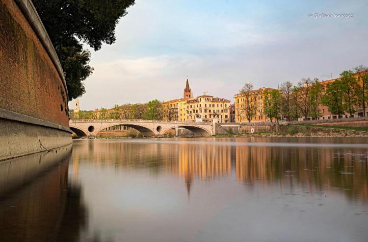 Lia * Verona