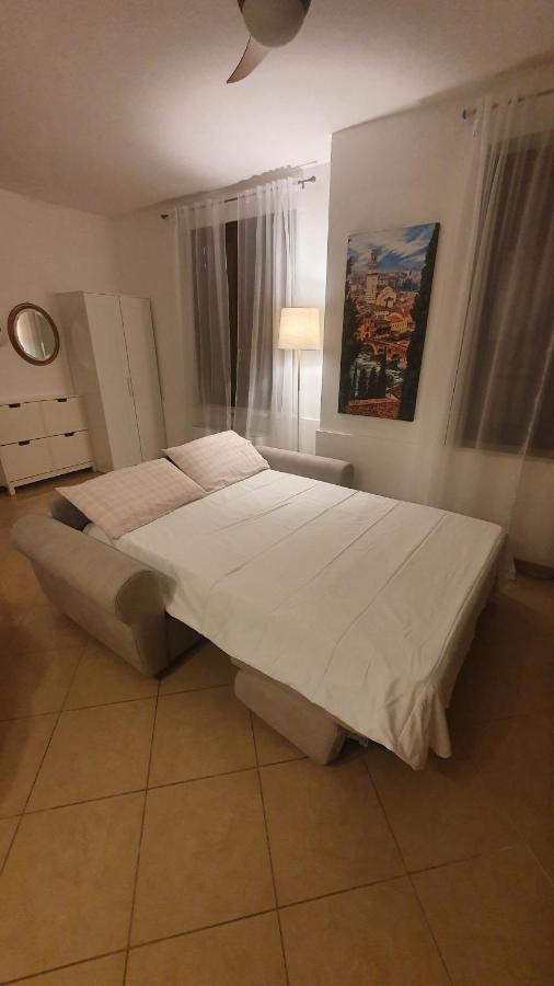 Apartamento A E Parcheggio Nella Proprieta *