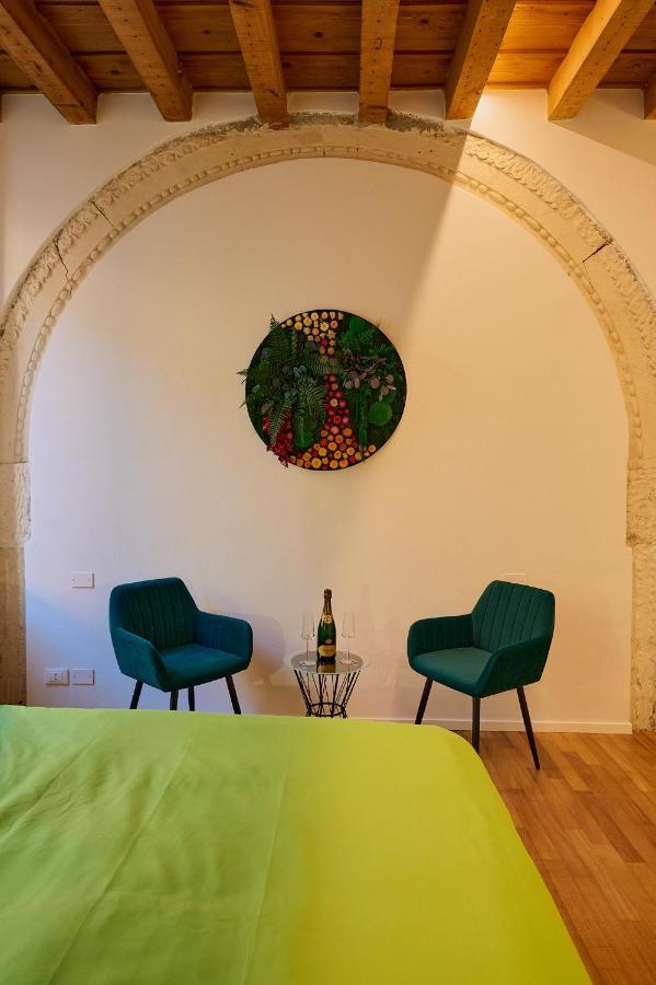 Apartamento Dimora San Vitale - In The Heart Of *