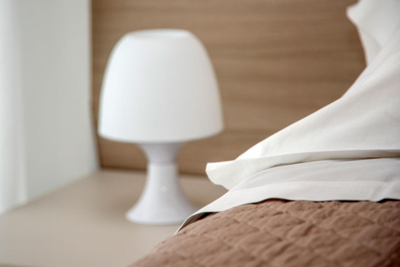 Apartamento Camelot Red - *
