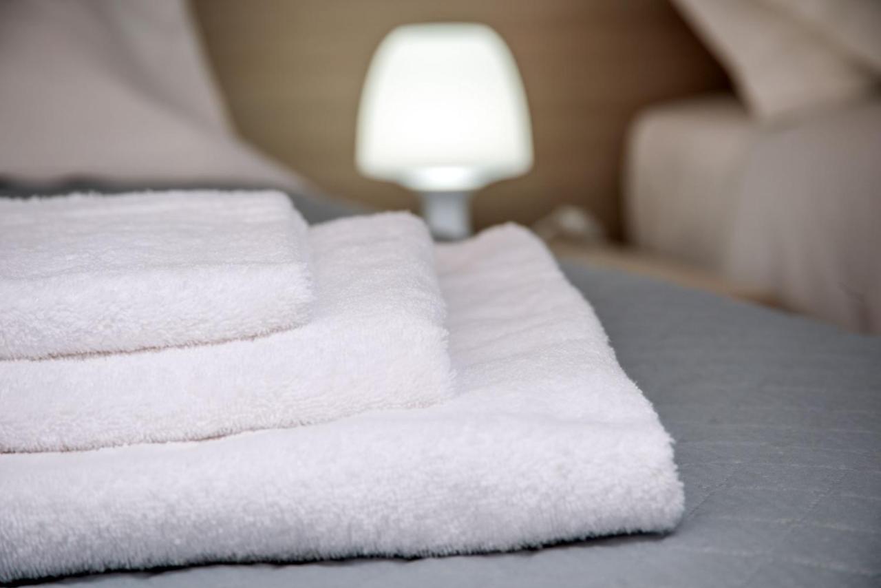 Apartamento Camelot Red - *