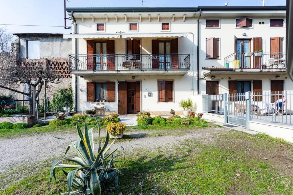 Appartamento La Casa Di Otto In Fiera - Con Parcheggio! Verona