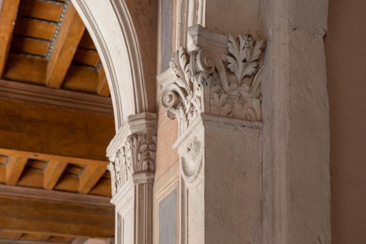 Loft Palazzo Dionisi Apartment
