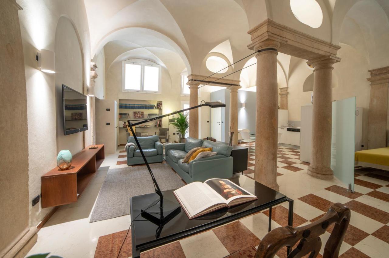 Apartment Loft Palazzo Dionisi *