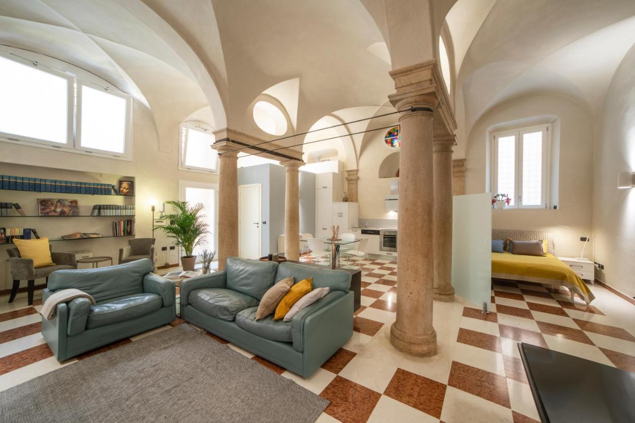 Loft Palazzo Dionisi * Verona
