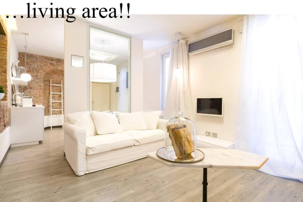 Punto Luce In Center Of Apartment Verona