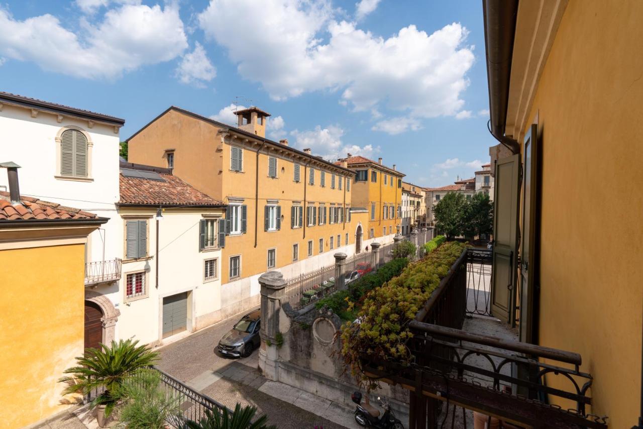 Appartamento Terrazza Garibaldi By Postcardsfrom *
