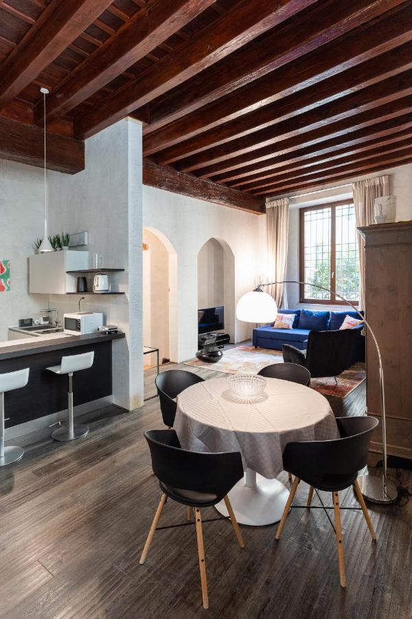 Rosa Luxury Apartment *