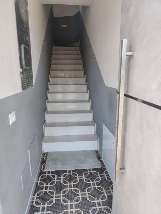 Flat 1 Balcone * Verona