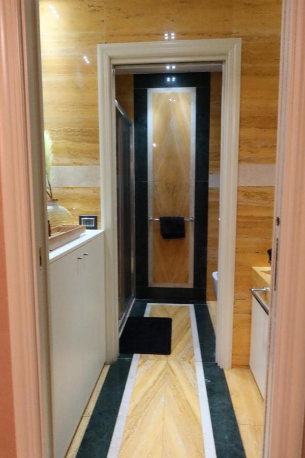 Apartment Luxury Flats Piazza Erbe, Floor 3 Verona