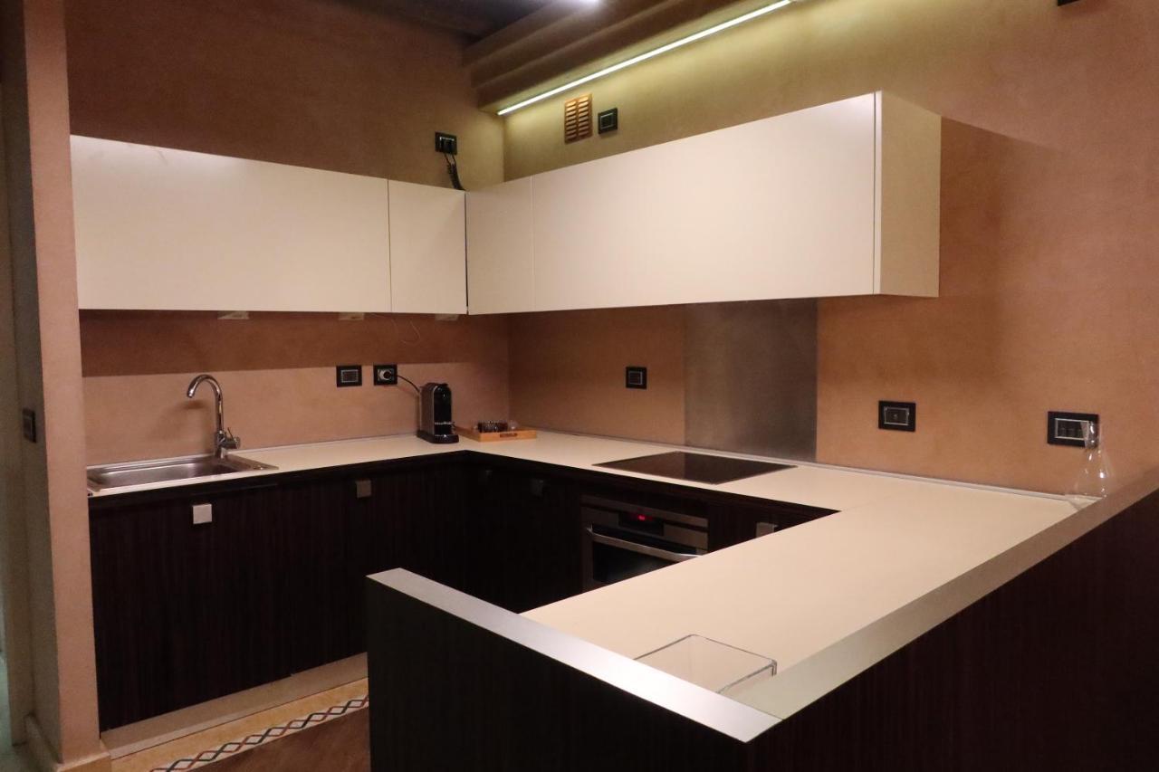 Luxury Flats Piazza Erbe, Floor 3 Apartment *
