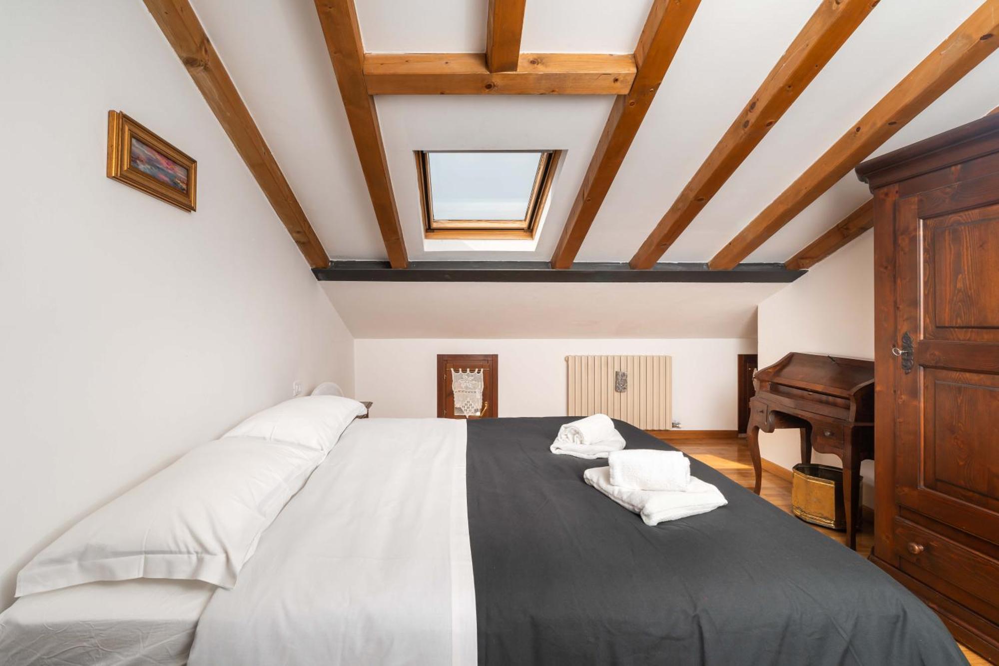 Veronetta Mini Attic Apartamento *