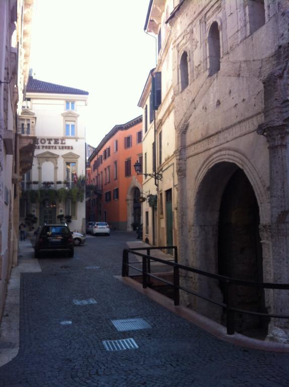 Nel Centro Storico Di Apartment