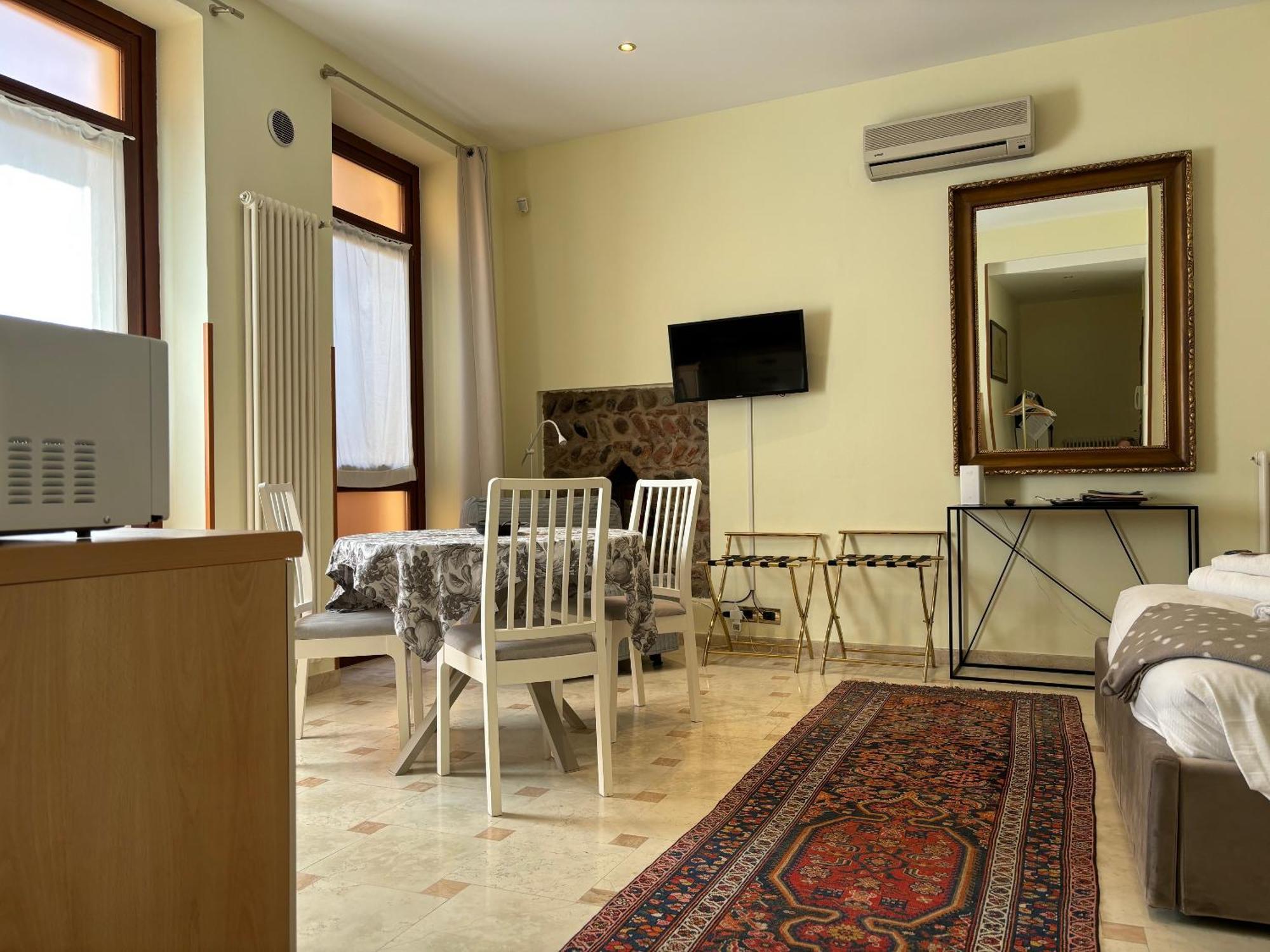 Veronajourneys Emilei Appartamento Verona