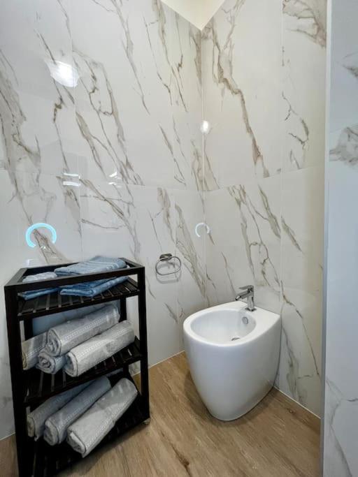 Attico Arena,200mqnetflix-wifi-air Conditioning Apartment