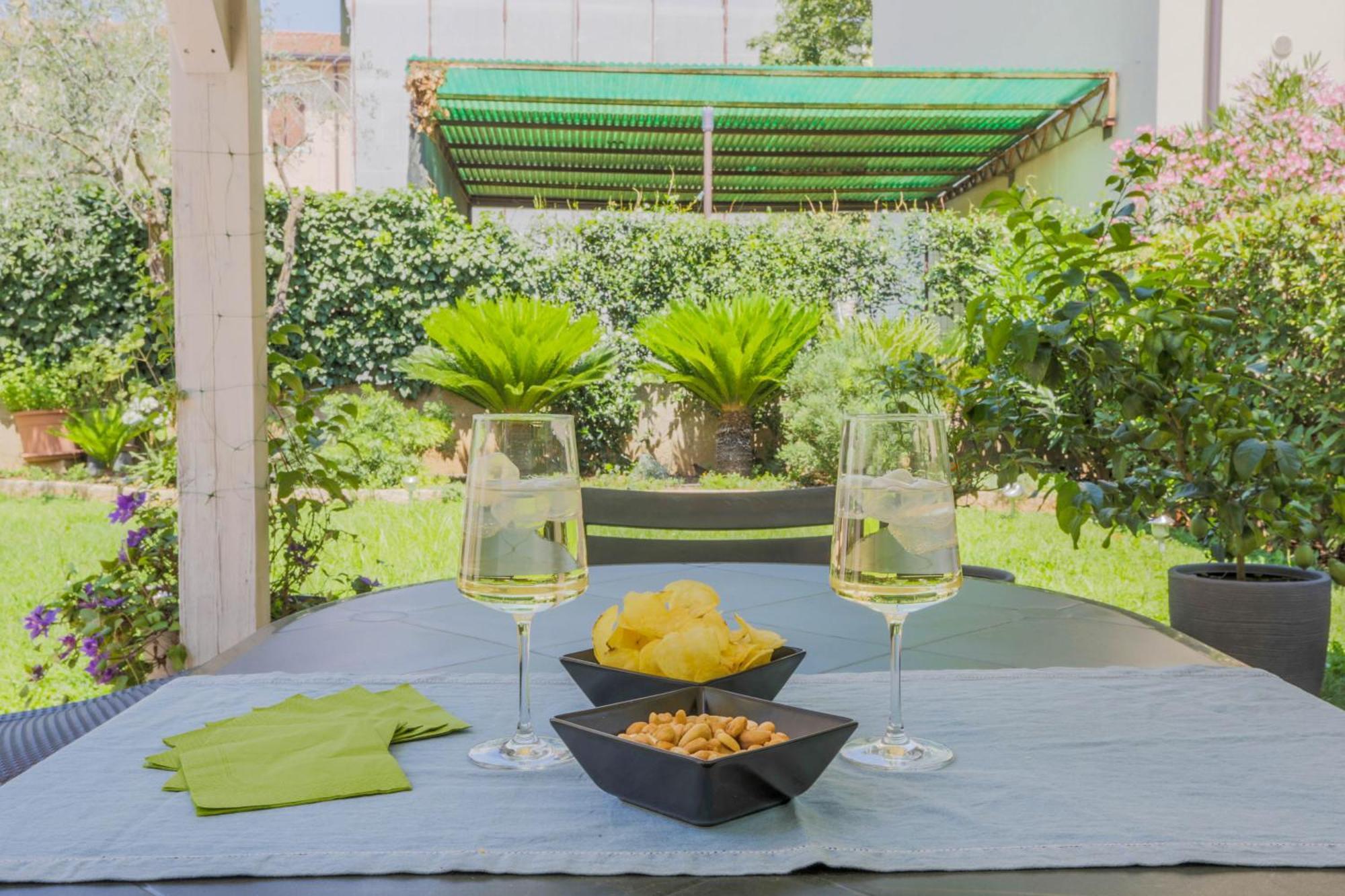 Elegant Apartment: Free Netflix, Wi-fi & Parking Apartment Verona