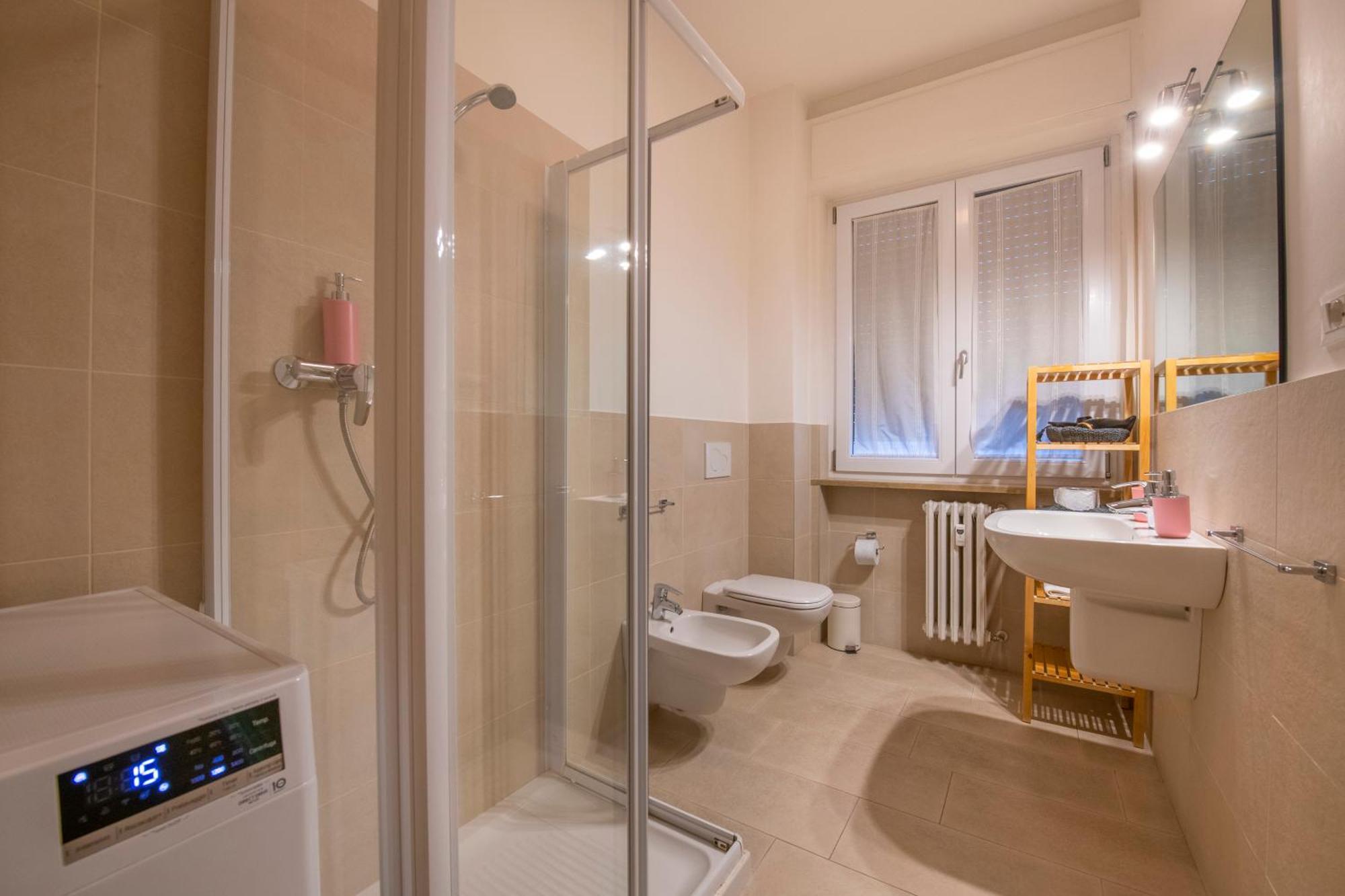Tra Piazza Erbe E Piazza Bra Raffinata Maison Guest house