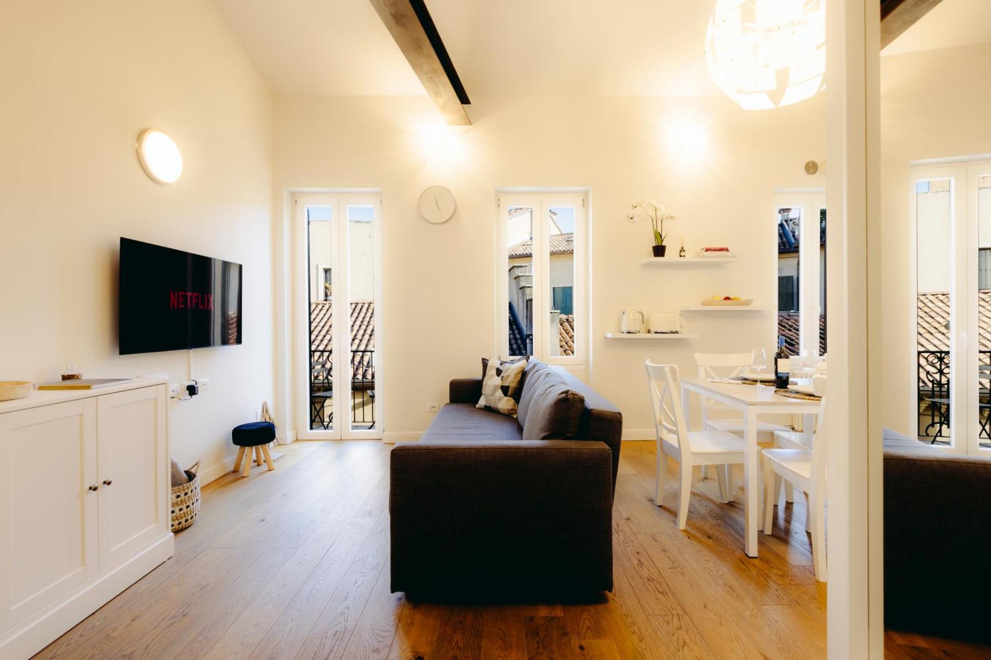 Apartment Eap Suites, *