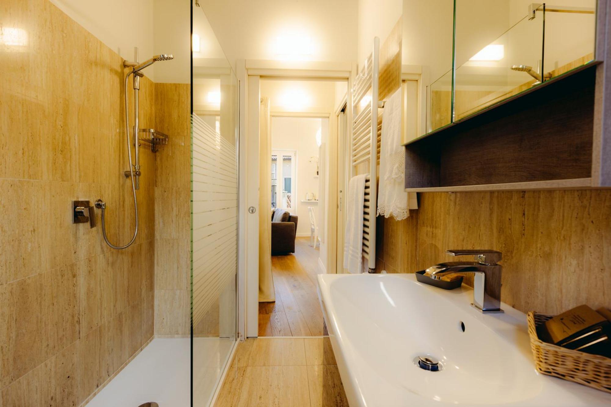 Eap Suites, Apartment *