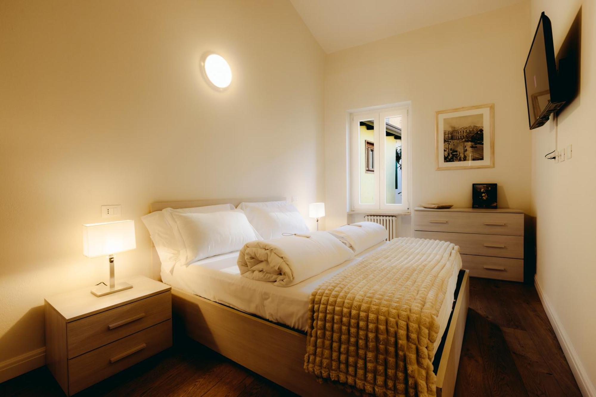 Apartment Eap Suites, *