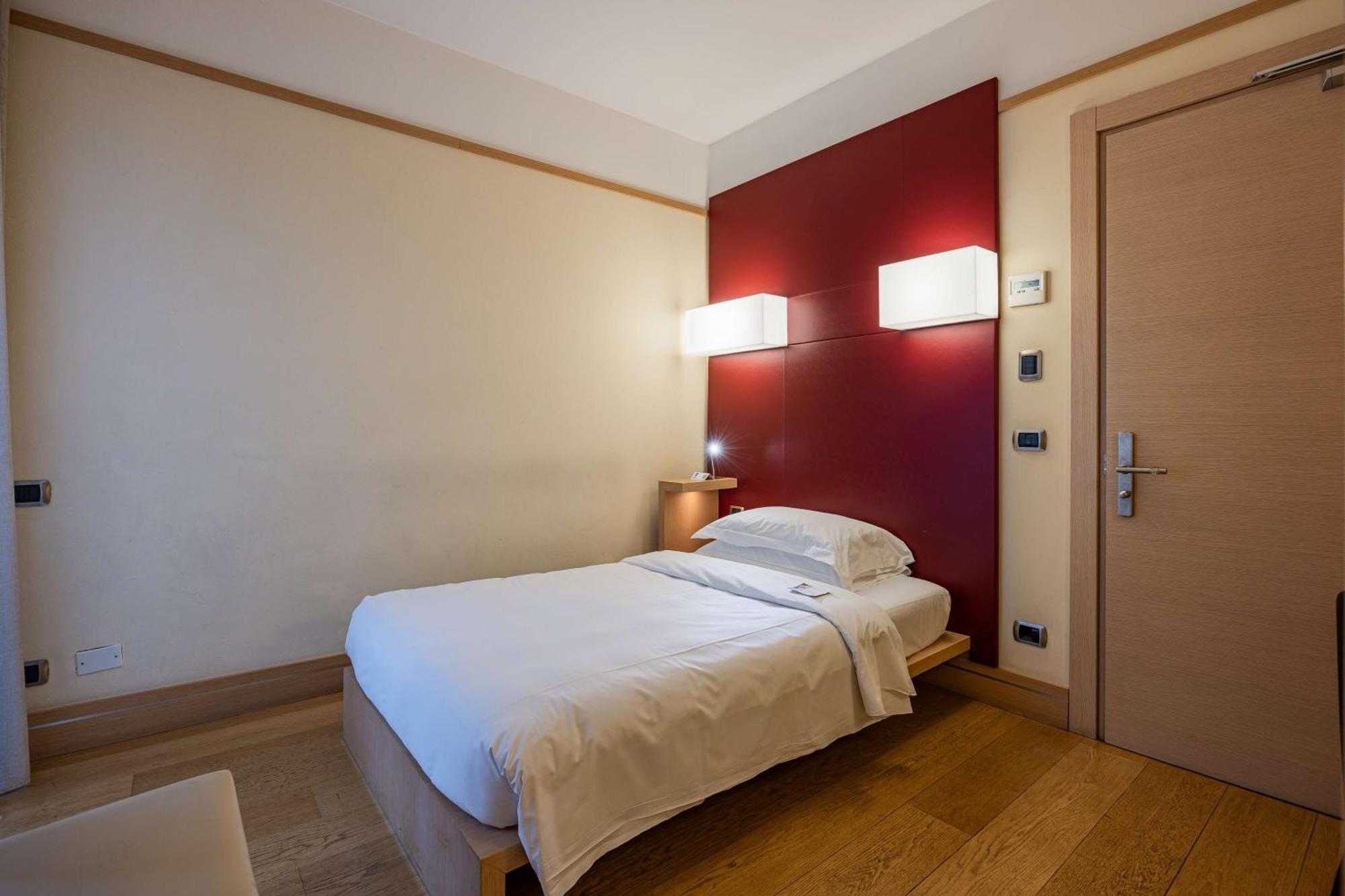 Western Armando Hotel