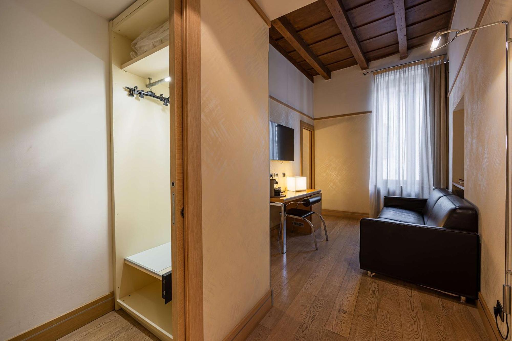 Western Armando Hotel 3*