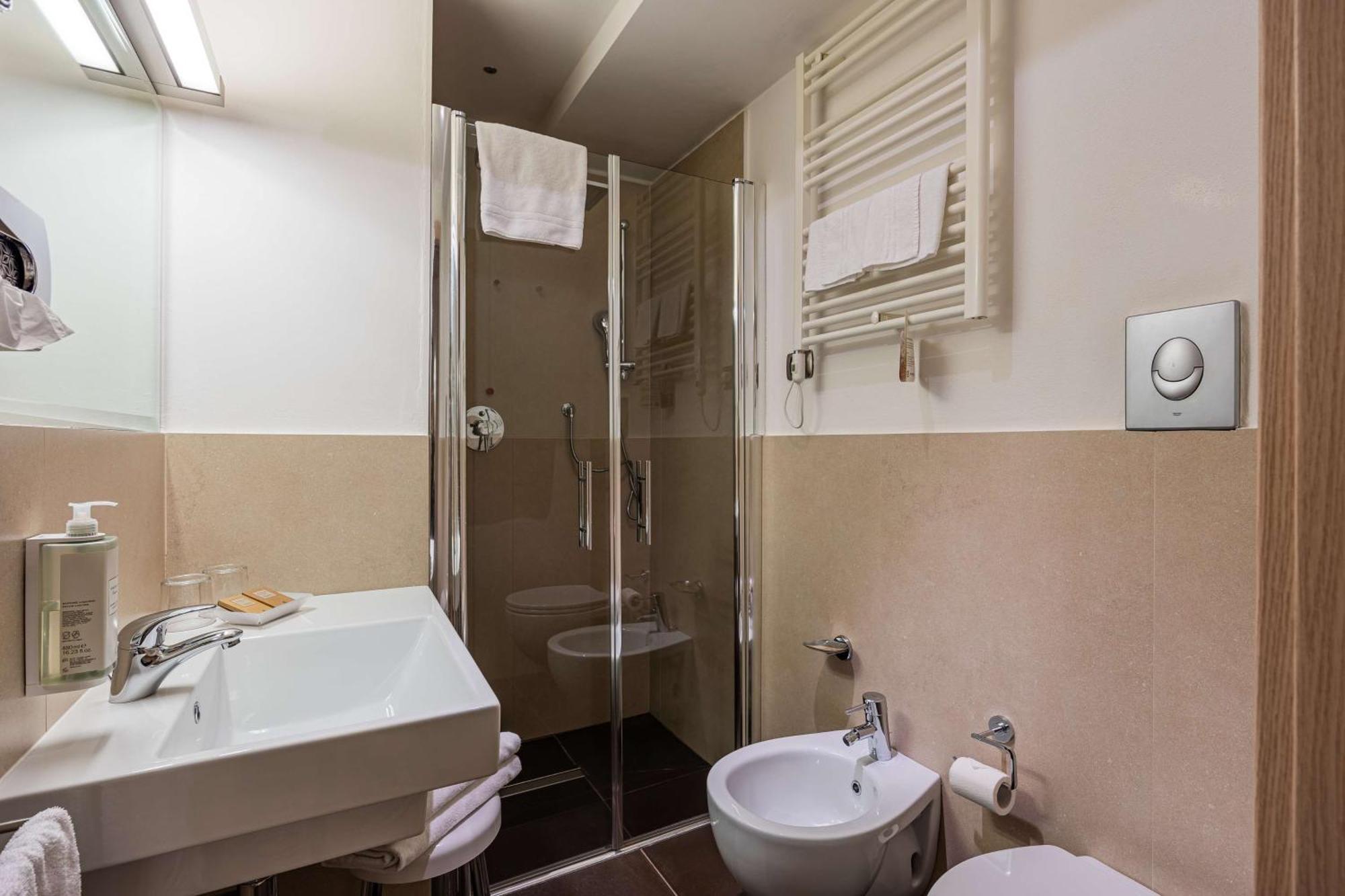 Western Armando Hotel