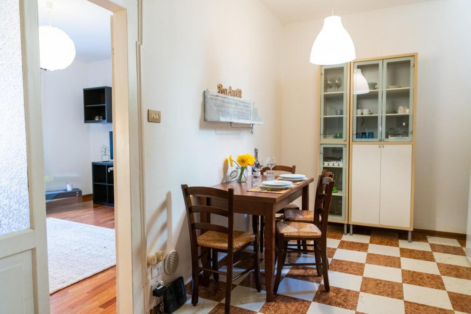 Appartement Domus - Accogliente Residenza Rocchetto A 25mt Da Piazza Erbe *