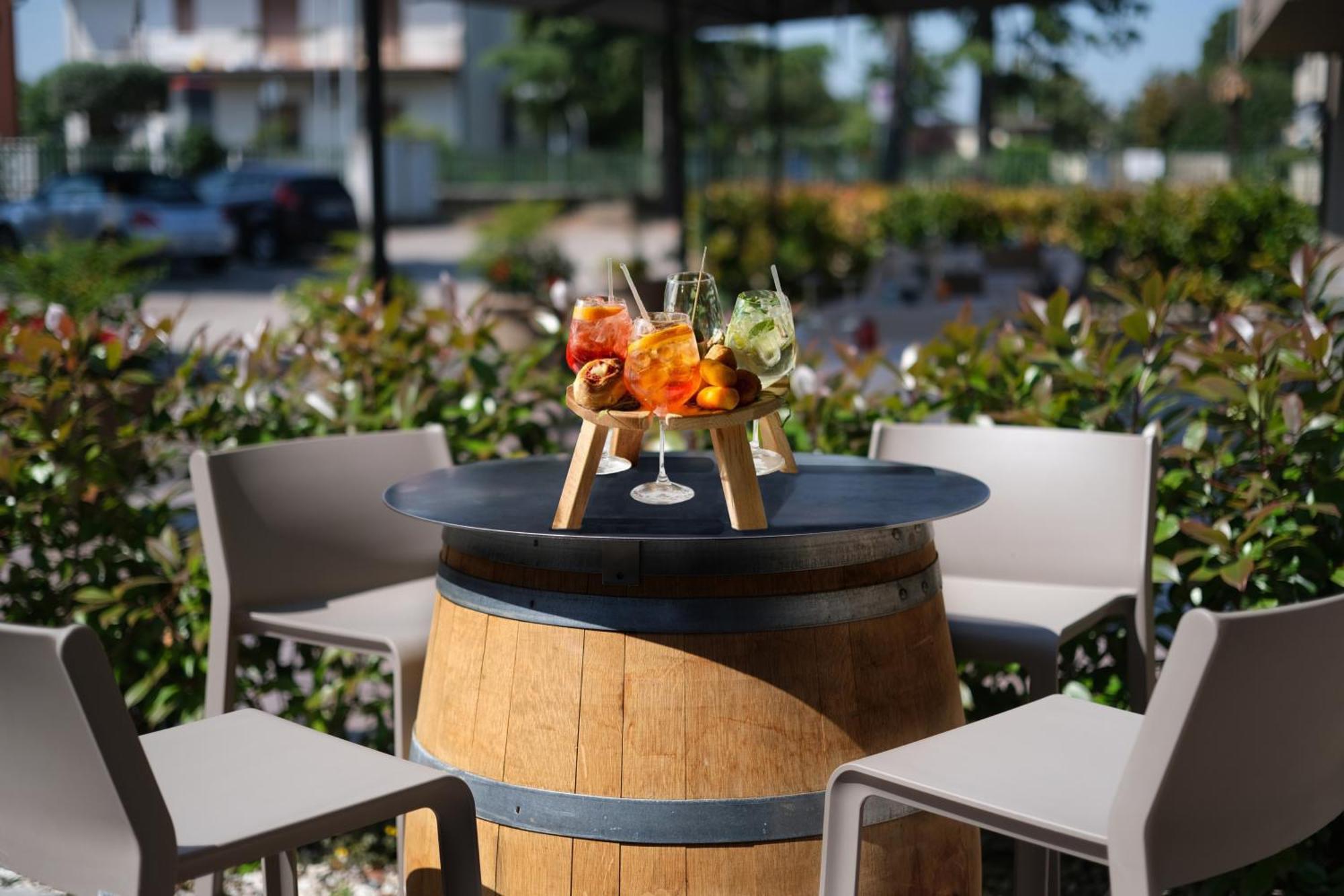 Mimosa Verona