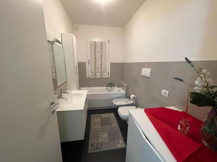 Elegant Relax Near Veron Center Fair Garda Apartamento Verona