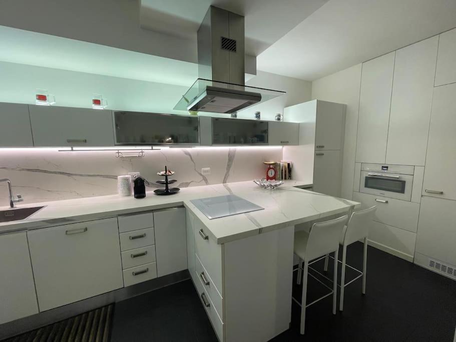 Elegant Relax Near Veron Center Fair Garda *