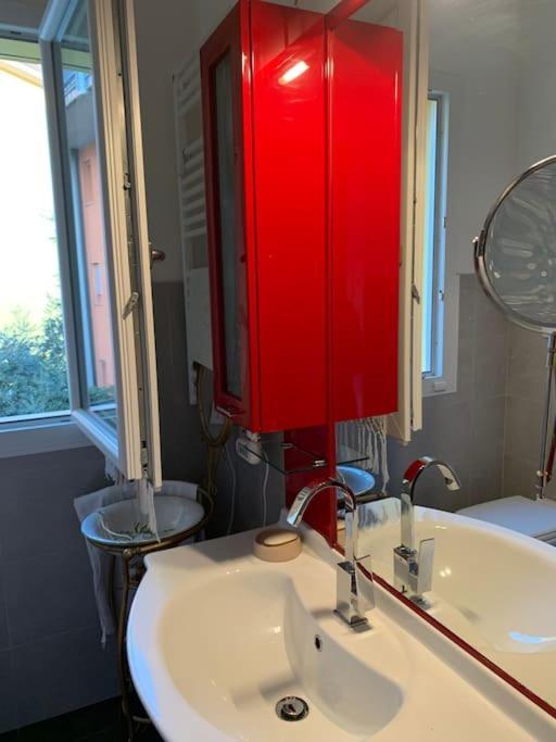 Elegant Relax Near Veron Center Fair Garda Apartamento *