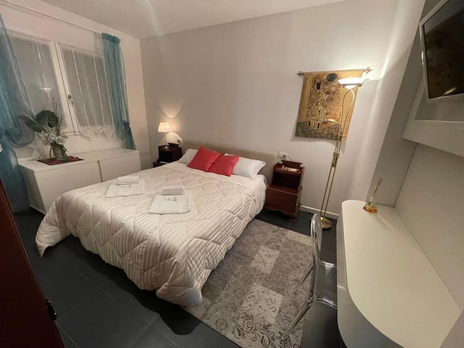 Elegant Relax Near Veron Center Fair Garda *