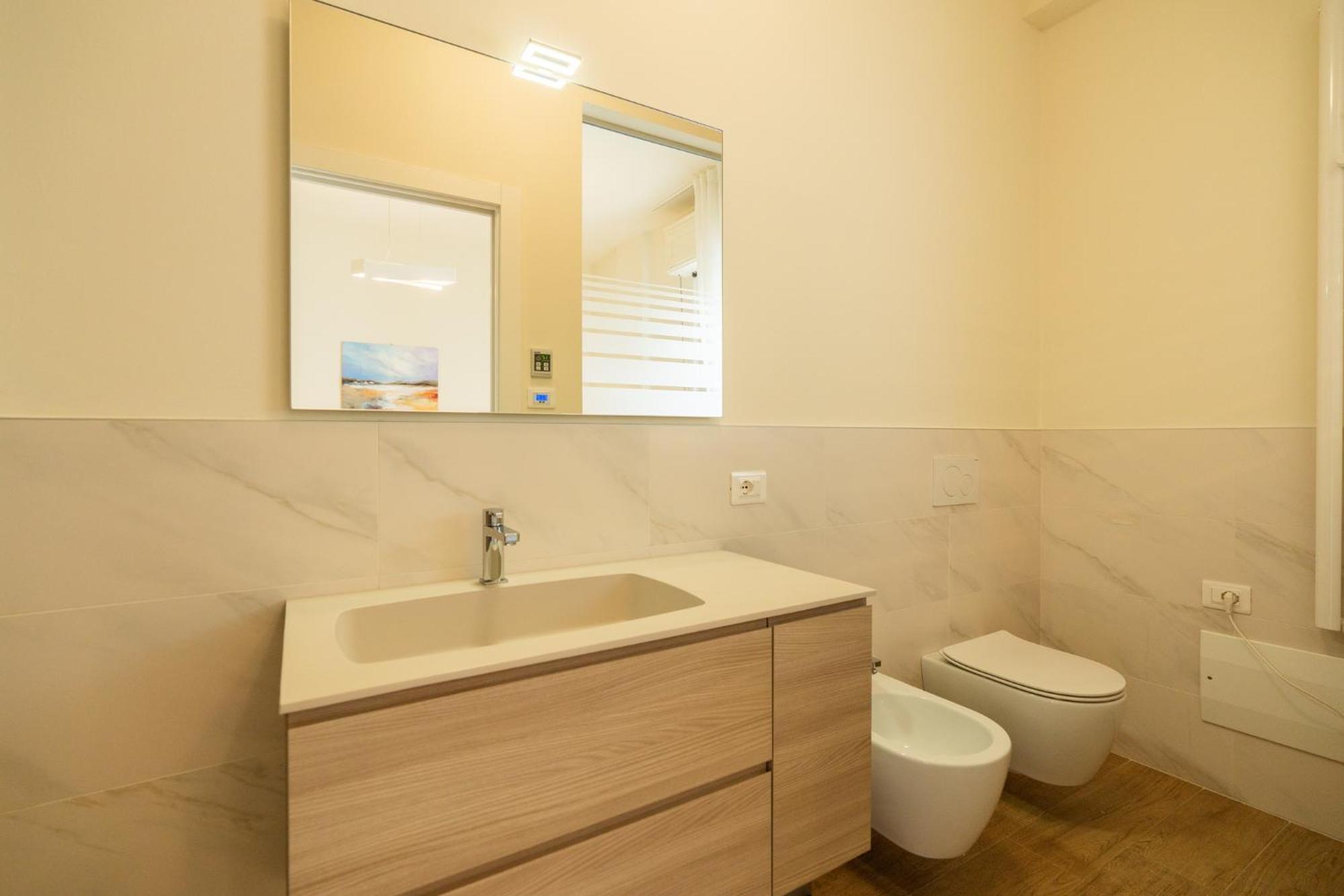 Domus - Ampia Residenza Filippini A Pochi Passi Dall'arena Apartamento *