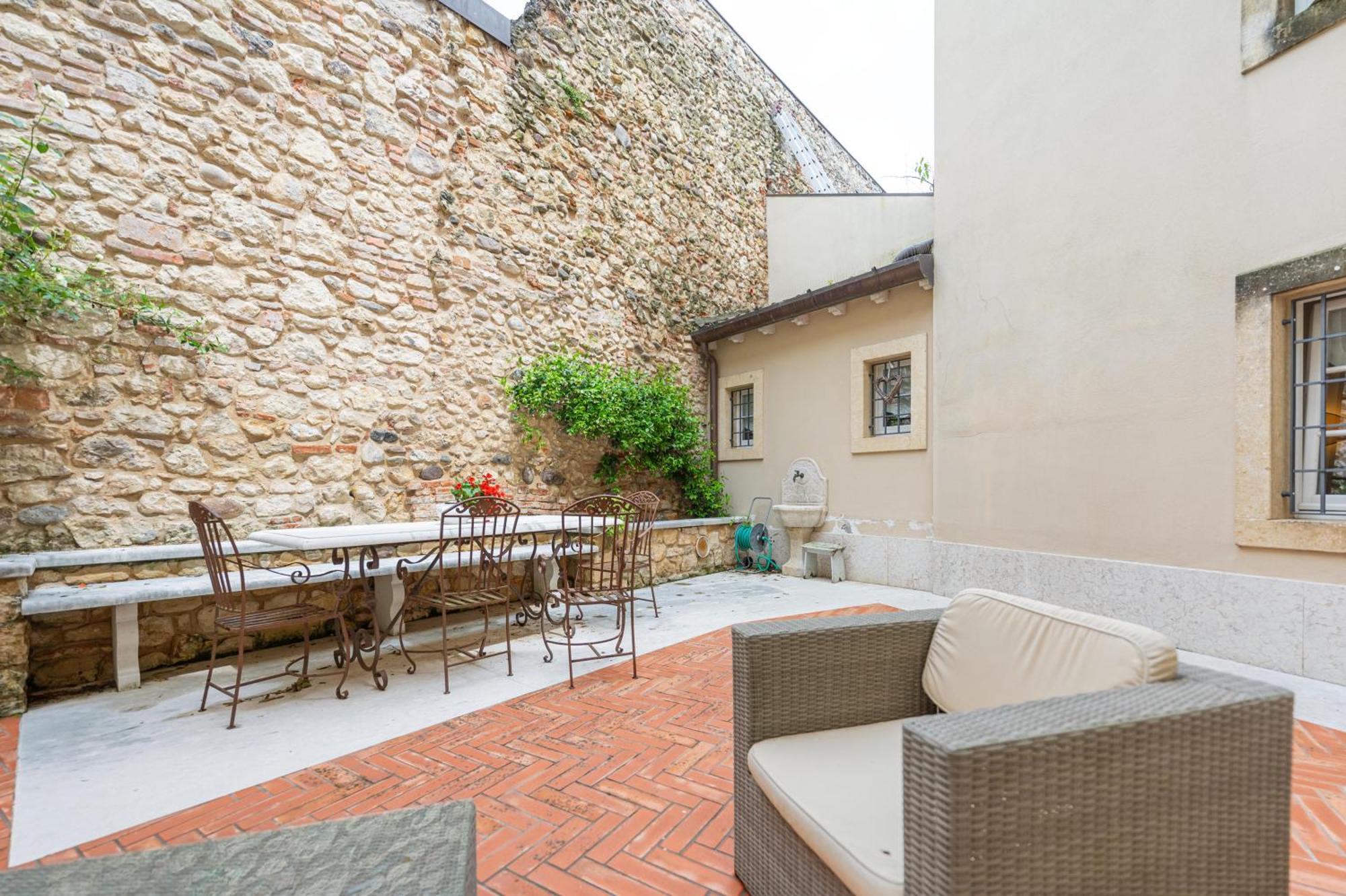 Bagolina Botique - Vicino Terme Bed and breakfast