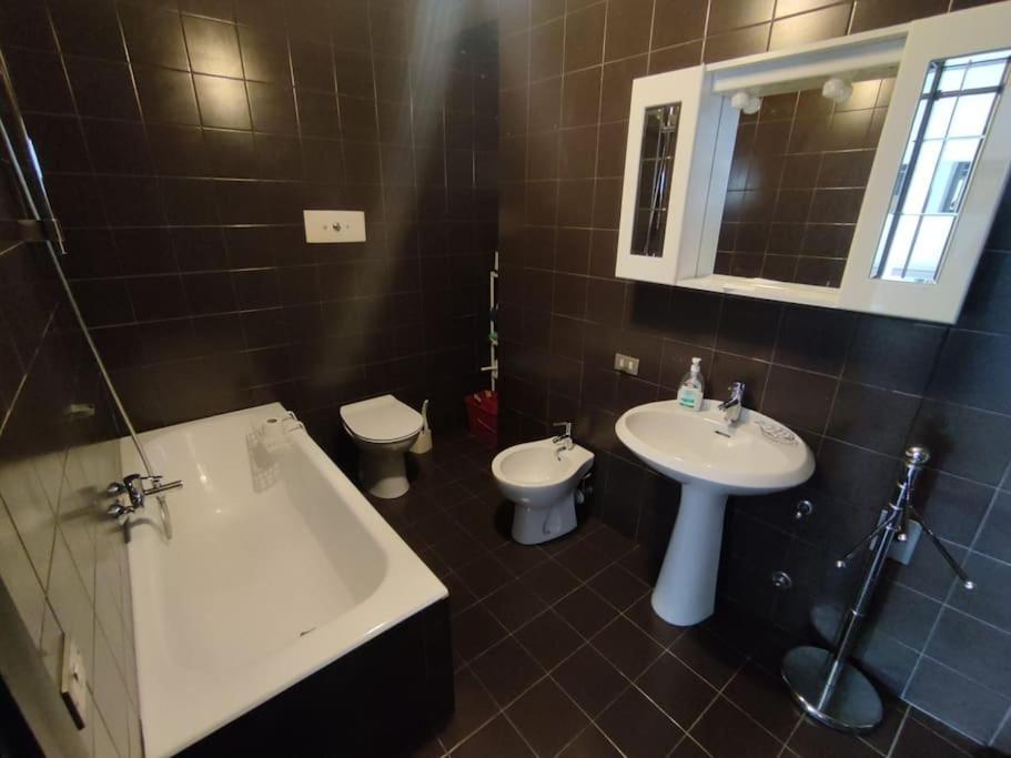 Casa Dei Pittori - A Pochi Passi Da Piazza Erbe Apartamento