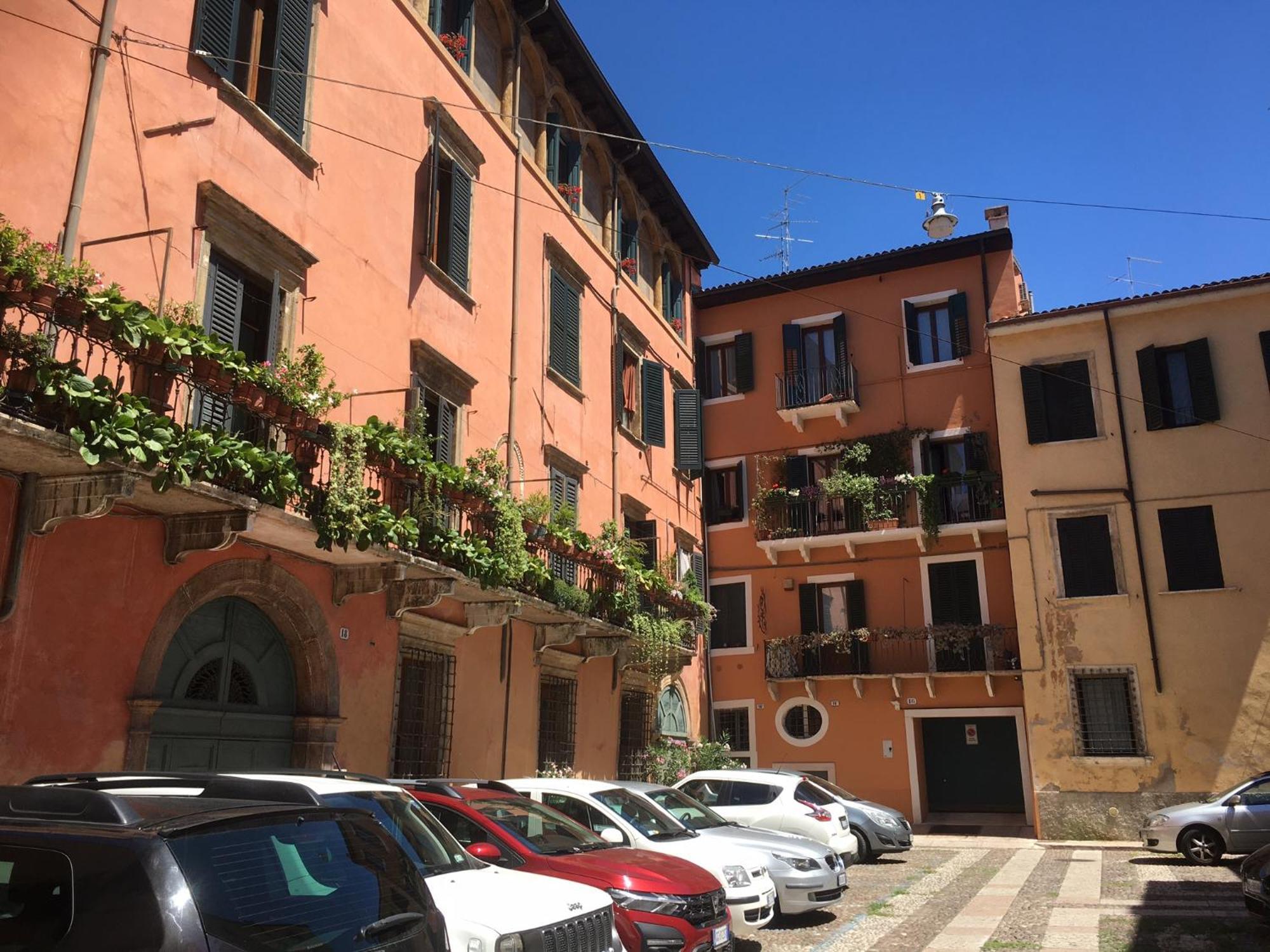 Appartamento Veronajourneys Emilei