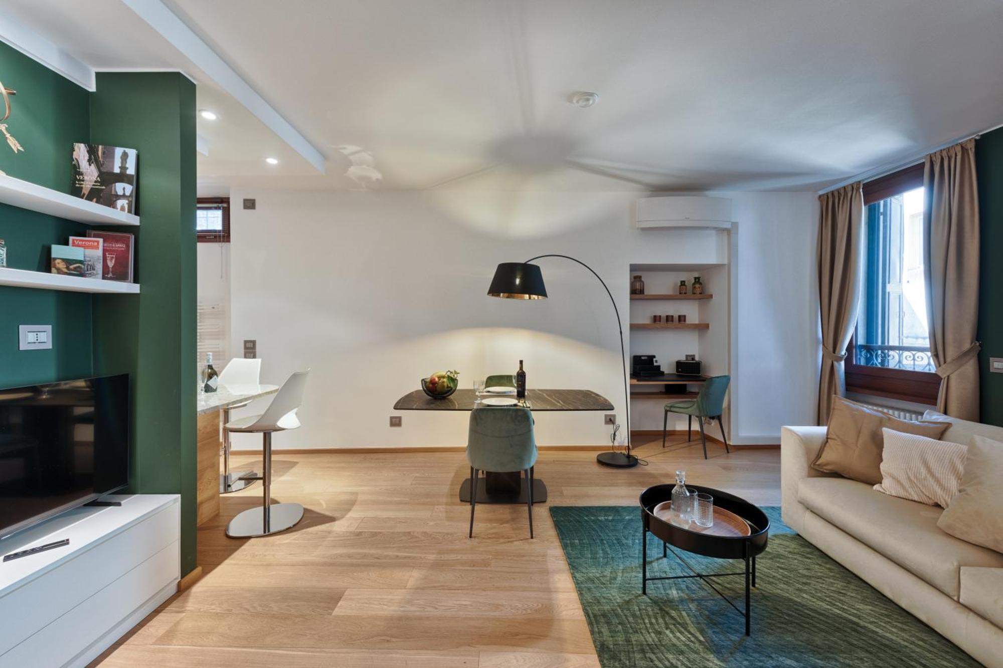 Arena Living - Next To Arena Apartment *